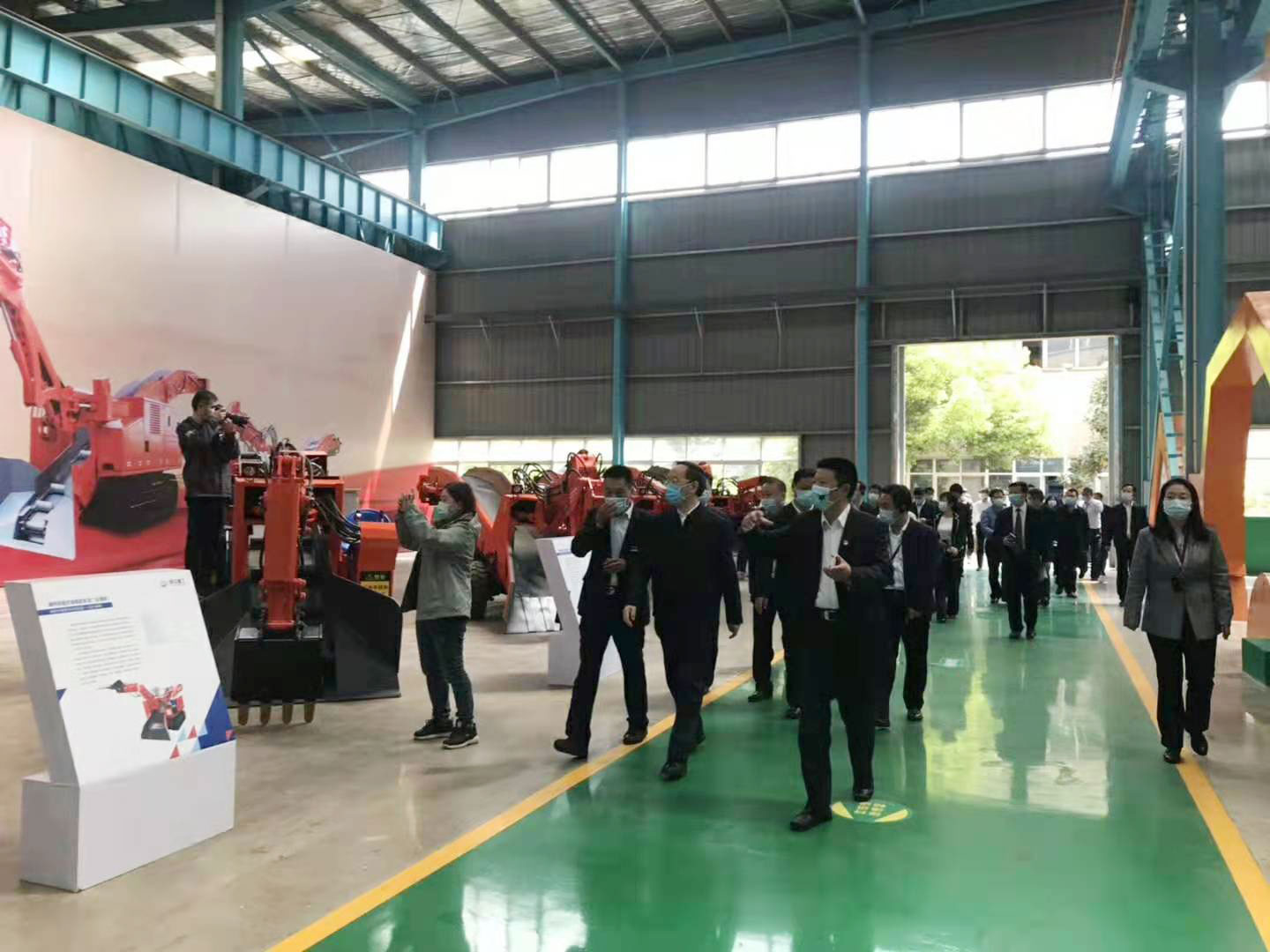 690V低壓接地電阻柜內(nèi)置高阻接地保護(hù)裝置