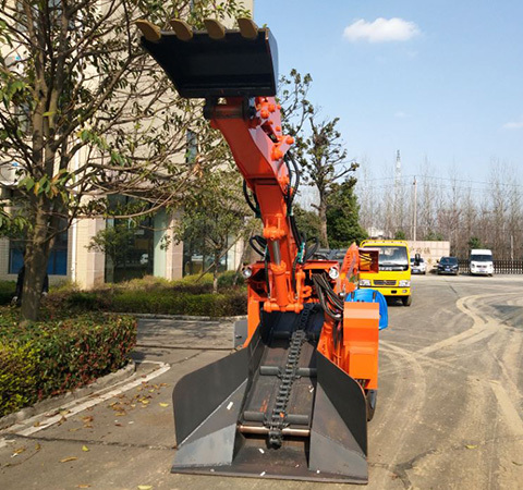 80輪式刮板扒渣機(jī)